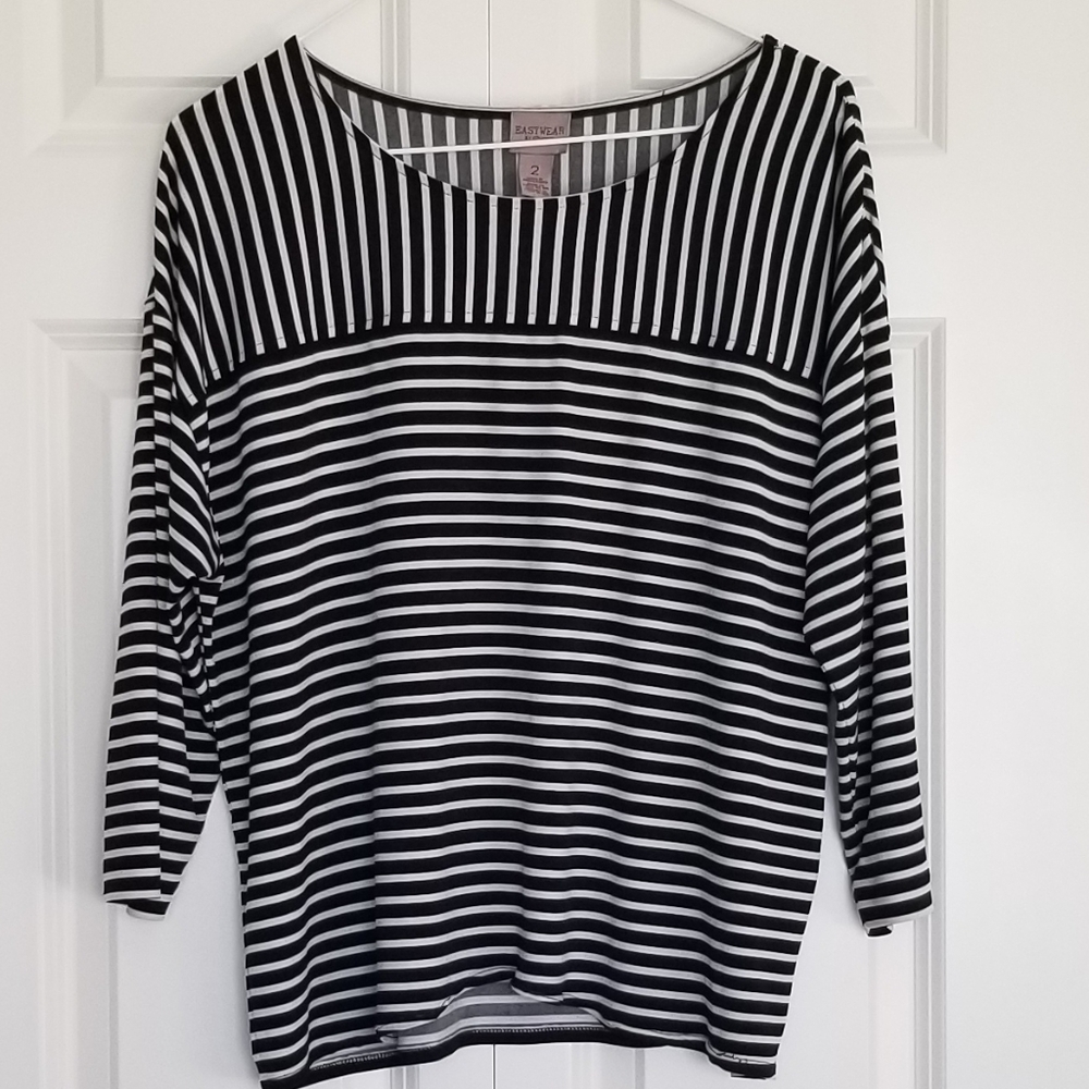 Chico's Easy Wear black & white stripe top  Sz large